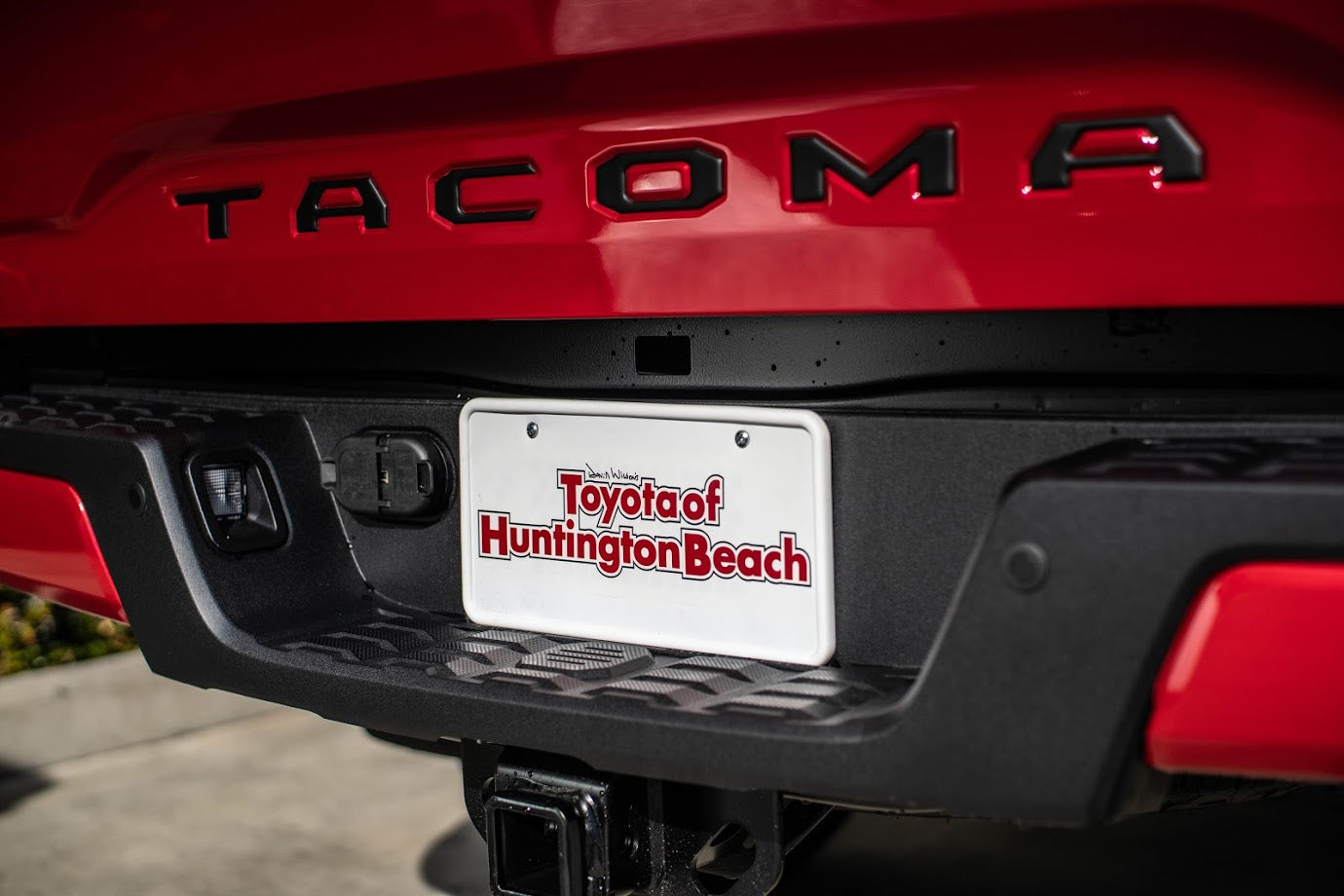 Silicone Anti-Rattle, Anti-Scratch License Plate Holder